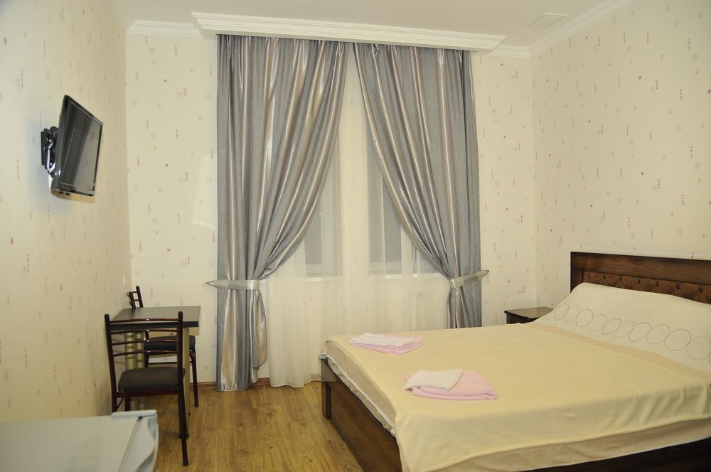 Alma-Ata Hotel Borjomi Exteriör bild