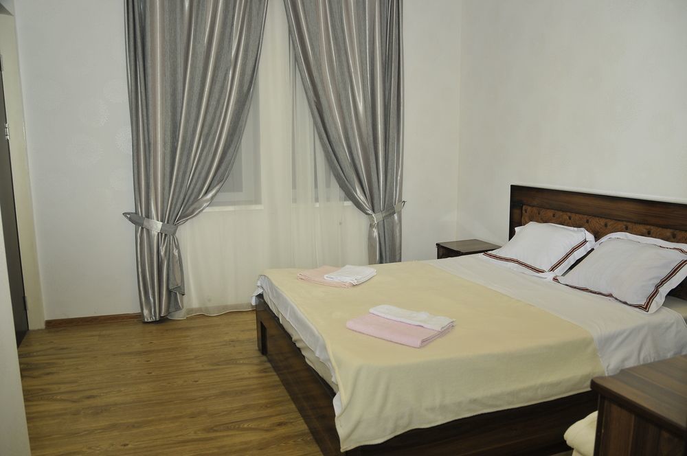 Alma-Ata Hotel Borjomi Exteriör bild